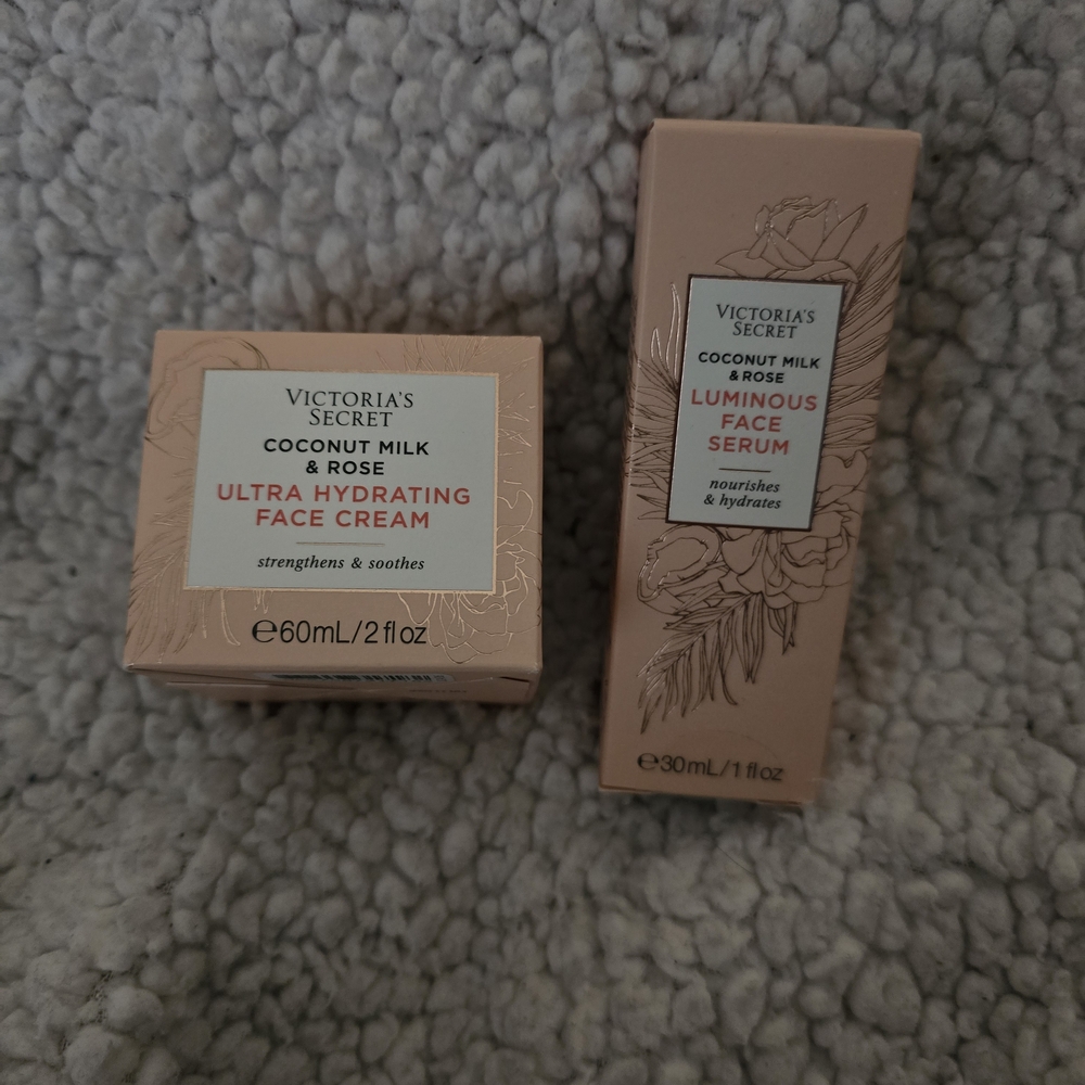 Victoria's Secret Coconut Milk & Rose Face Cream and Serum Set